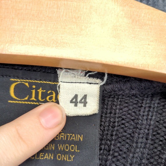 Citadel Mens Ribbed Sweater Black 44 V-Neck Patch Wool Vintage Great Britain - Picture 9 of 12